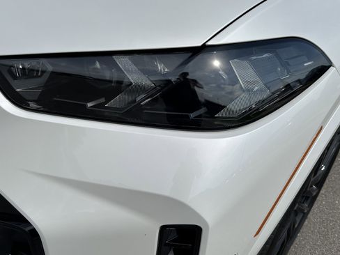 Used 2026 BMW X5 M60i w/ Executive Package image 6