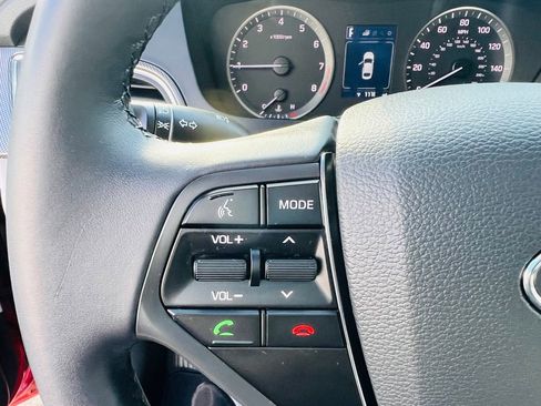 Used 2016 Hyundai Sonata Sport w/ Option Group 1V image 14