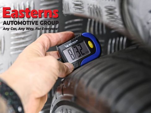 Used 2019 Kia Cadenza Premium FWD image 29