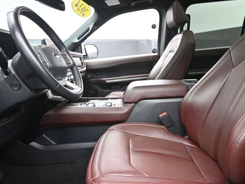 Used 2024 Ford Expedition Limited AWD/4WD image 15