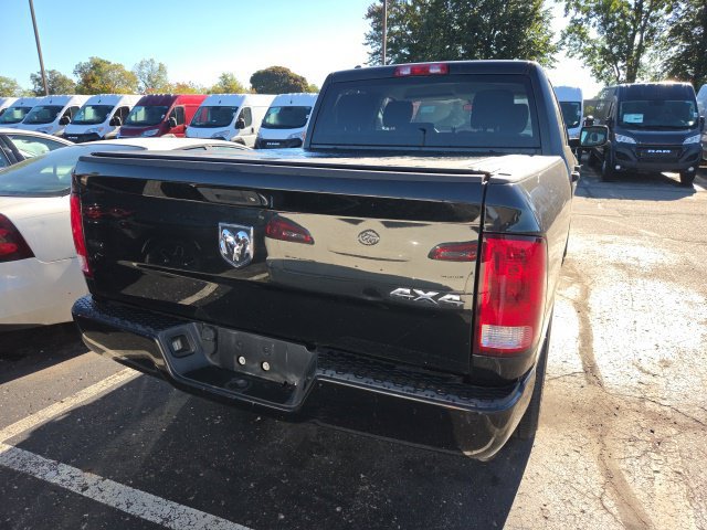 Used 2017 RAM 1500 Express AWD/4WD image 5