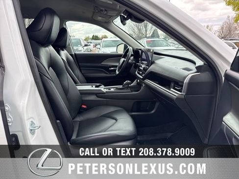 Used 2024 Toyota Grand Highlander XLE image 13