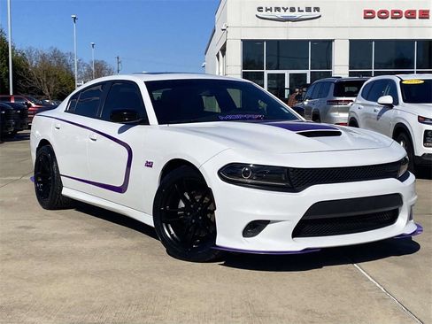 Used 2022 Dodge Charger R/T w/ Blacktop Package image 36