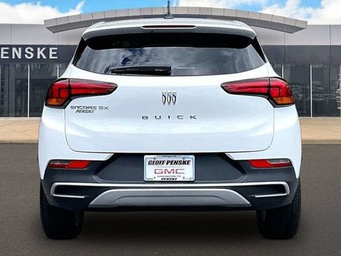 Used 2024 Buick Encore GX Preferred FWD image 4