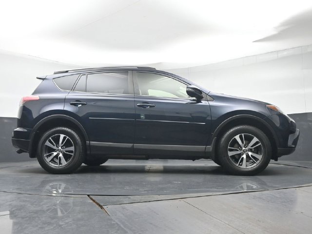 Used 2017 Toyota RAV4 XLE w/ Plus Extra Value Package AWD/4WD image 33