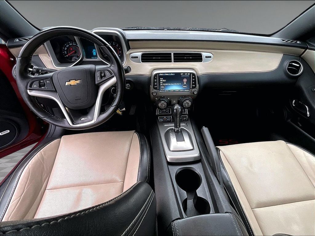 Used 2013 Chevrolet Camaro SS RWD image 21