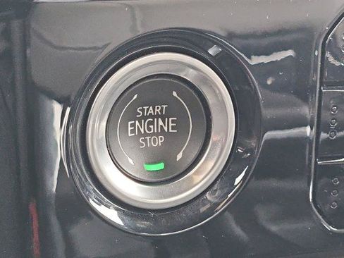 Certified 2023 GMC Sierra 1500 SLT RWD image 16