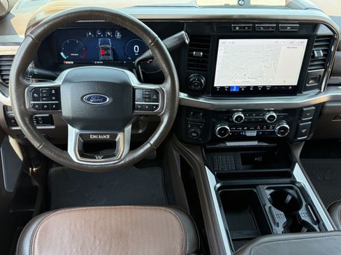 Used 2024 Ford F350 King Ranch AWD/4WD image 15