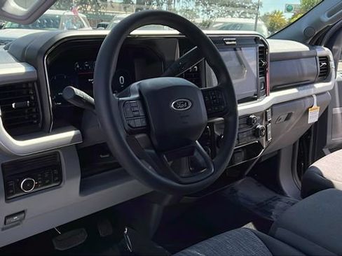 New 2026 Ford F350 XLT w/ XLT Premium Package AWD/4WD image 15