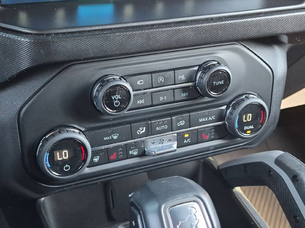Used 2021 Ford Bronco First Edition AWD/4WD image 25