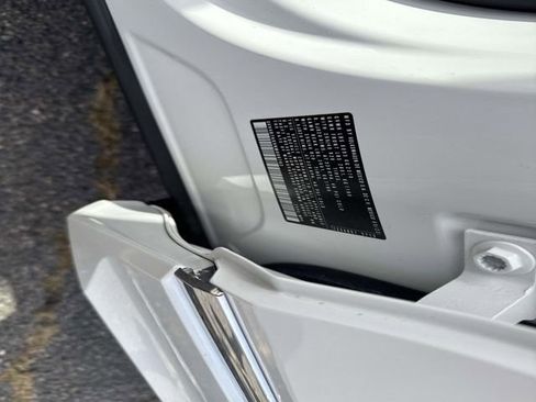 Used 2022 Volkswagen Tiguan SEL R-Line image 22