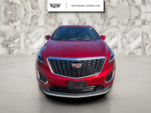 Used 2022 Cadillac XT5 Premium Luxury w/ Technology Package AWD/4WD image 6