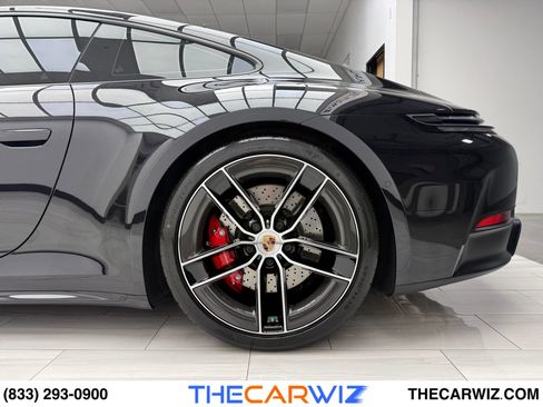 Used 2025 Porsche 911 Carrera 4 GTS image 14