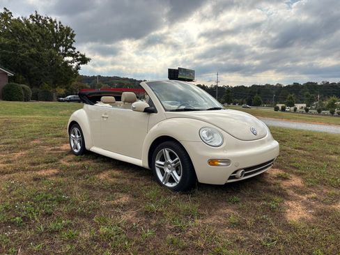 Used 2004 Volkswagen Beetle GLS image 8