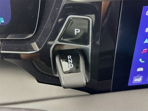 New 2025 Porsche Macan Electric image 20