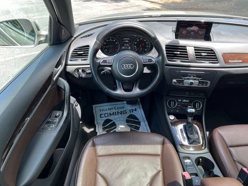 Used 2016 Audi Q3 2.0T Prestige w/ Prestige Package AWD/4WD image 29
