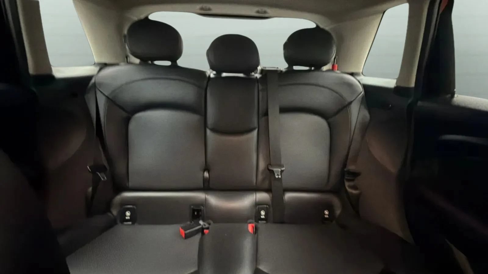Used 2021 MINI Cooper 4-Door Hardtop FWD image 20