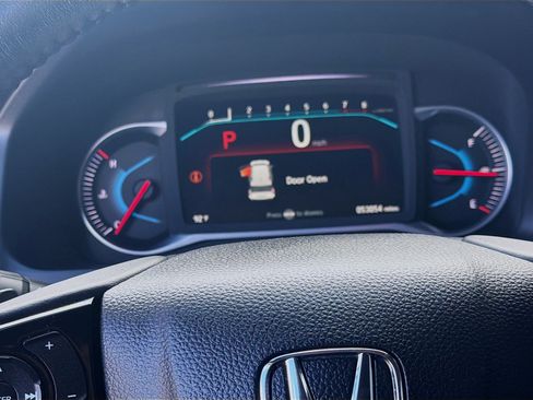 Used 2022 Honda Pilot Special Edition image 11