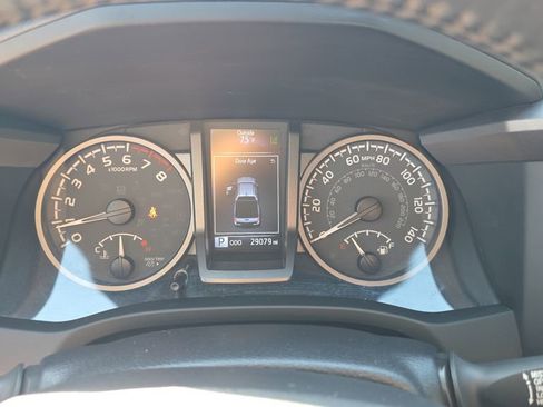 Used 2023 Toyota Tacoma TRD Off-Road w/ TRD Premium Off Road Package image 23