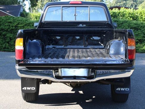 Used 1998 Toyota Tacoma 4x4 Xtracab w/ Convenience Pkg image 17