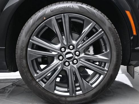 New 2027 Cadillac Optiq Premium Sport w/ LPO, Floor Liner Package AWD/4WD image 38