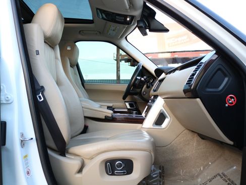Used 2016 Land Rover Range Rover Supercharged image 46