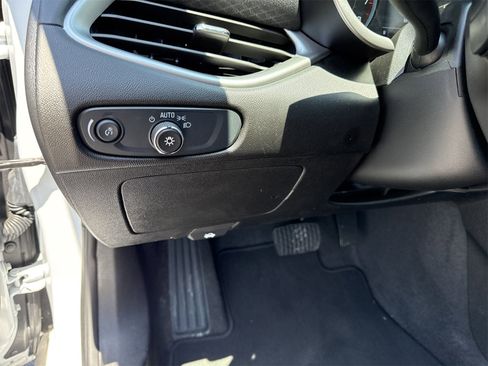 Used 2024 Chevrolet Malibu LS w/ Driver Confidence Package image 15