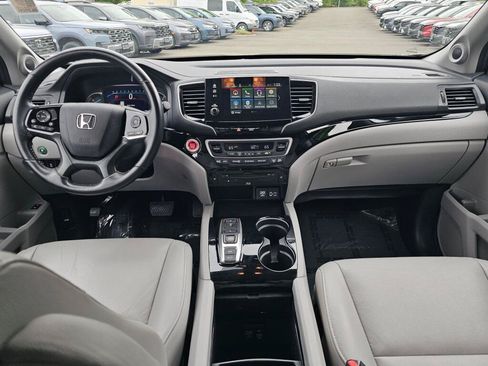 Used 2019 Honda Pilot Touring image 20