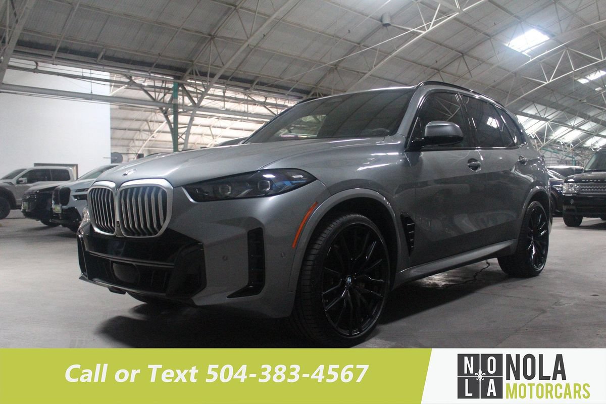 Used 2024 BMW X5 xDrive40i w/ M Sport Package AWD/4WD image 1