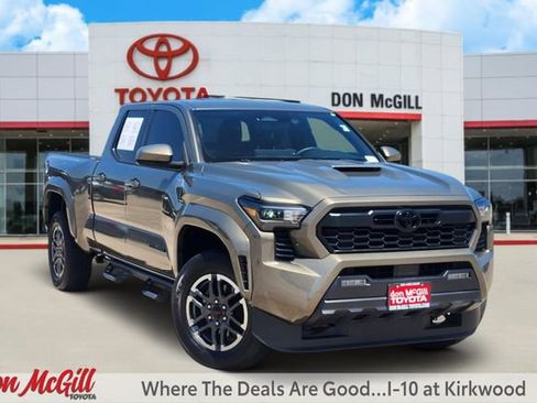 Used 2024 Toyota Tacoma TRD Sport RWD image 1