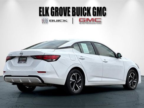 Used 2025 Nissan Sentra SV image 4