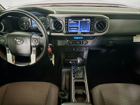 Used 2022 Toyota Tacoma SR5 RWD image 26