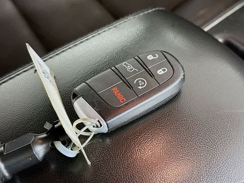 Used 2019 Dodge Durango GT image 22