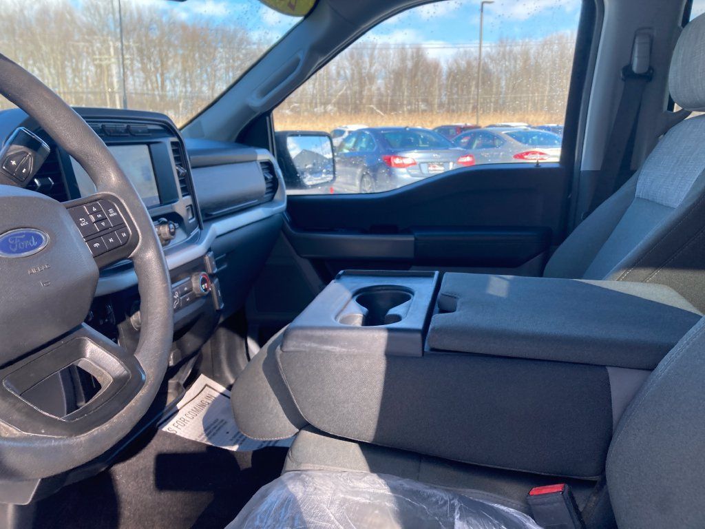 Used 2022 Ford F150 XLT w/ XTR Package AWD/4WD image 15
