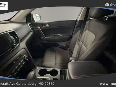 Used 2017 Kia Sportage LX AWD/4WD image 21