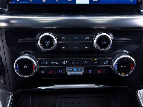 Used 2023 Ford F150 Lariat w/ Equipment Group 502A High image 25