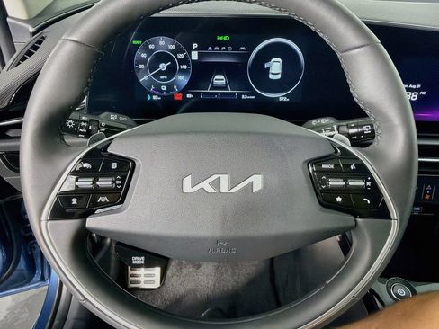 Used 2025 Kia Niro Wave w/ Wave Preserve Package FWD image 15