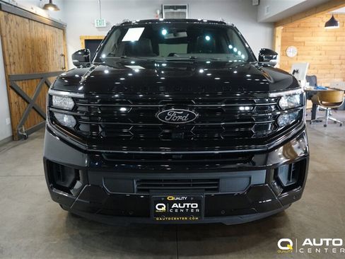 Used 2025 Ford Expedition Max Platinum w/ Stealth Performance Package AWD/4WD image 2