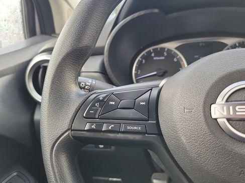 Used 2025 Nissan Versa S w/ Trunk Package FWD image 15