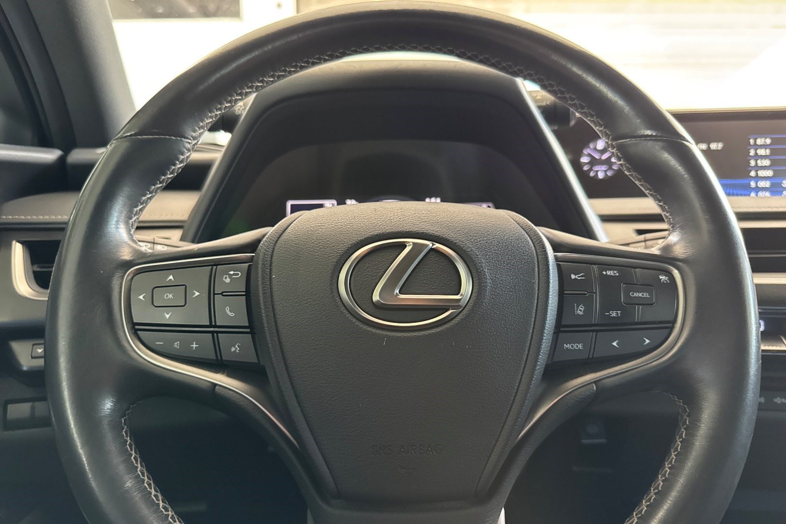 Used 2020 Lexus UX 250h w/ Accessory Package 2 AWD/4WD image 29