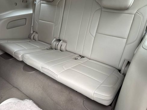 Used 2019 GMC Yukon XL Denali w/ Denali Ultimate Package AWD/4WD image 18