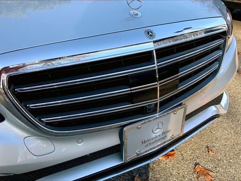 Certified 2020 Mercedes-Benz E 350 4MATIC Sedan image 30