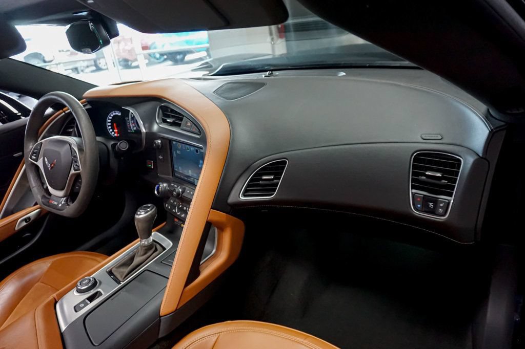 Used 2017 Chevrolet Corvette Z06 RWD image 33