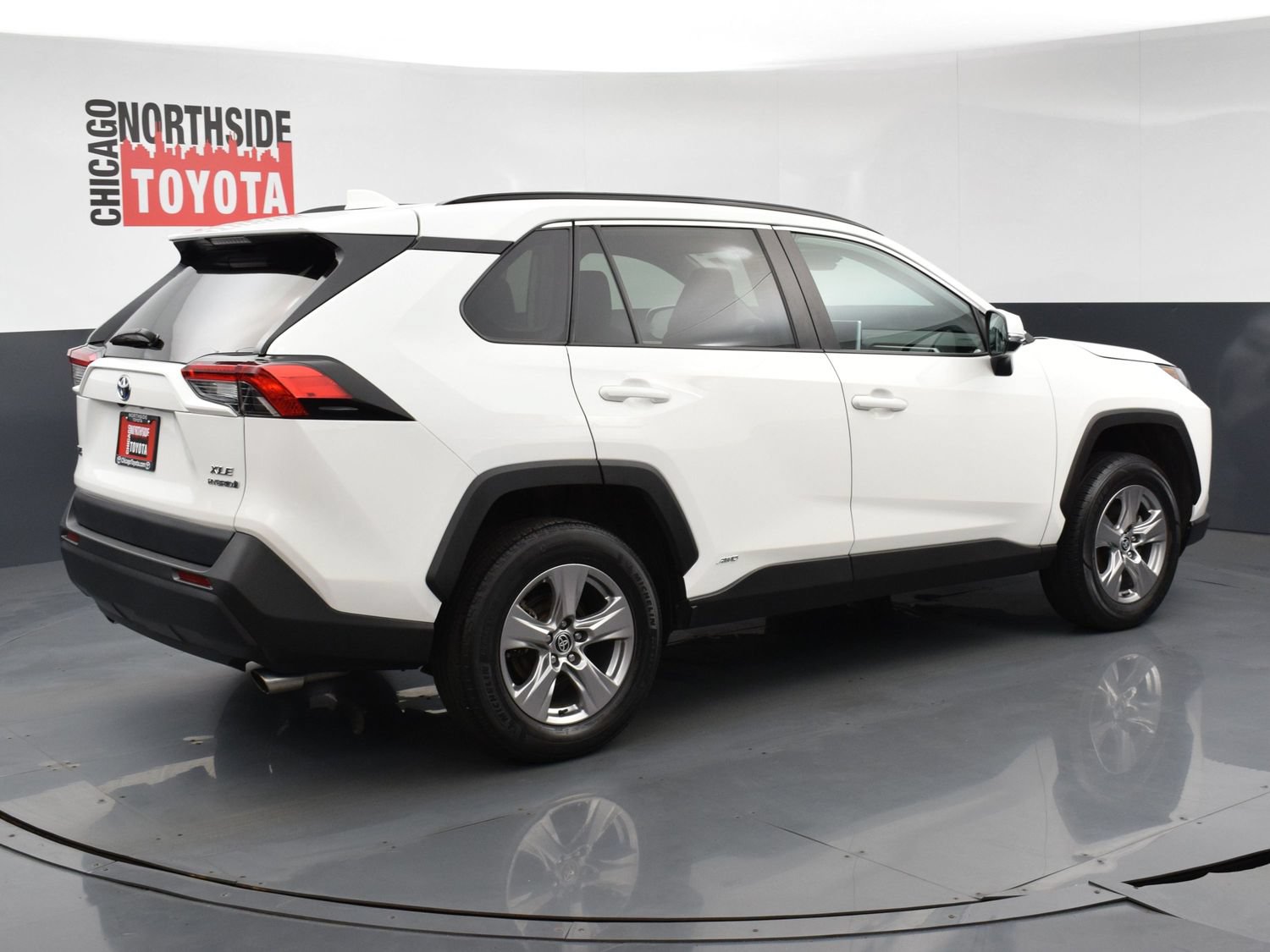 Used 2023 Toyota RAV4 XLE w/ XLE Grade Weather Package AWD/4WD image 4