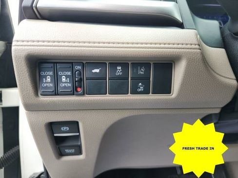 Used 2019 Honda Odyssey EX-L image 13