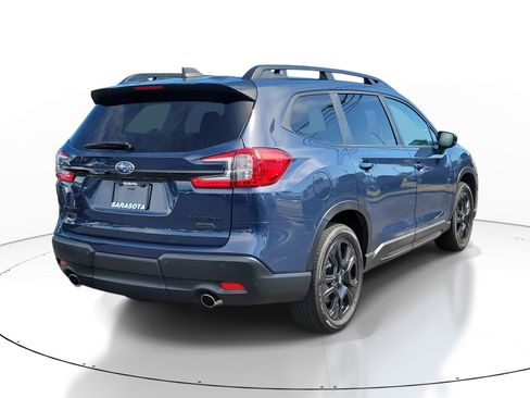 Certified 2025 Subaru Ascent Bronze Edition AWD/4WD image 6