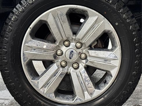 Used 2019 Ford F150 XLT w/ Equipment Group 302A Luxury AWD/4WD image 30
