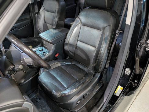 Used 2019 Chevrolet Traverse Premier w/ Redline Edition image 21