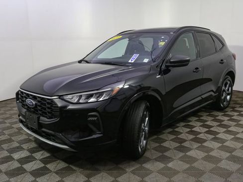 Used 2023 Ford Escape ST-Line w/ Tech Pack #1 image 5