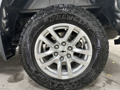 Used 2019 Chevrolet Silverado 1500 RST w/ All-Star Edition image 14